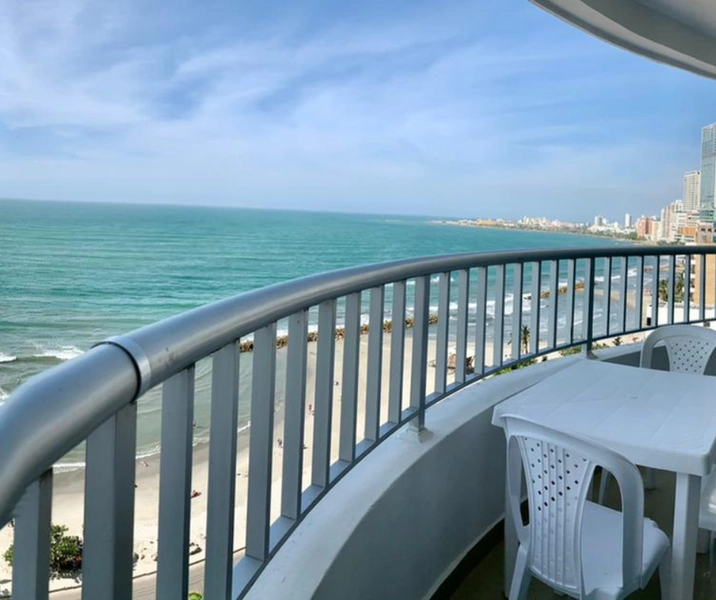 Apartamento amoblado 1003 dos alcobas frente al mar en Palmetto Cartagena